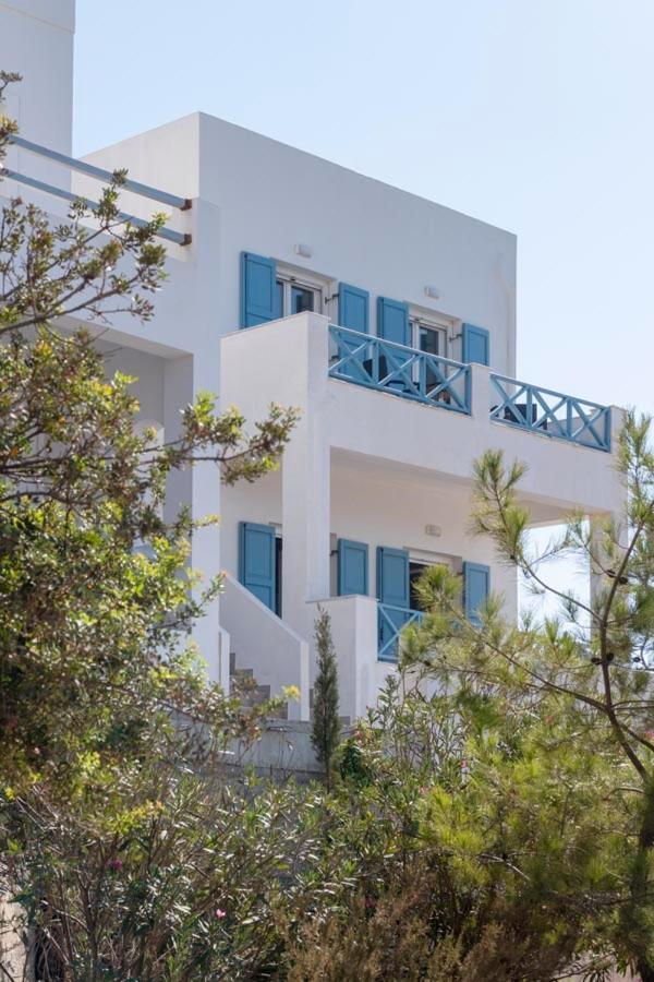 Waterview Apartments Kini Exterior foto